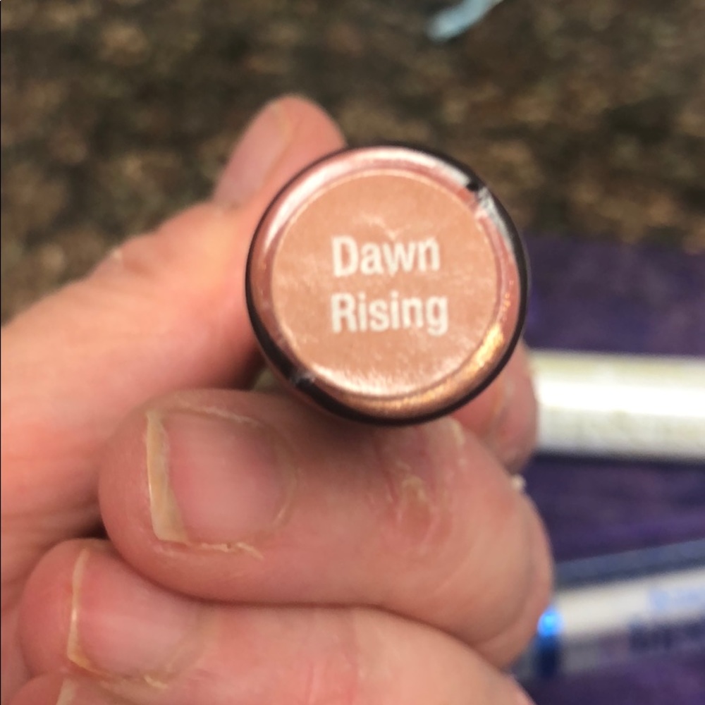 LipSense Lip Set - Picture 3 of 3